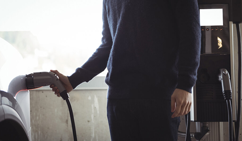 Installateur-de-borne-de-recharge-qualifié-IRVE-nice-