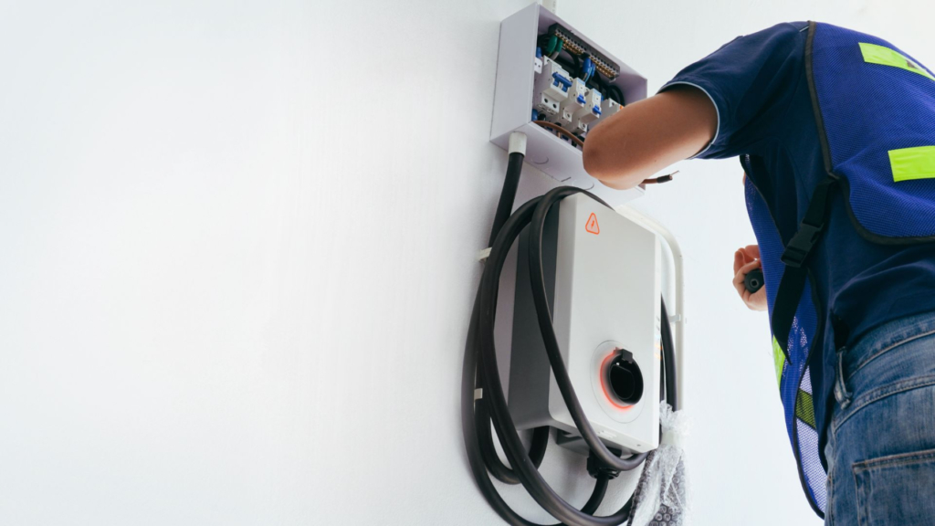 Maintenance borne de recharge IRVE à Nice par technicien certifié