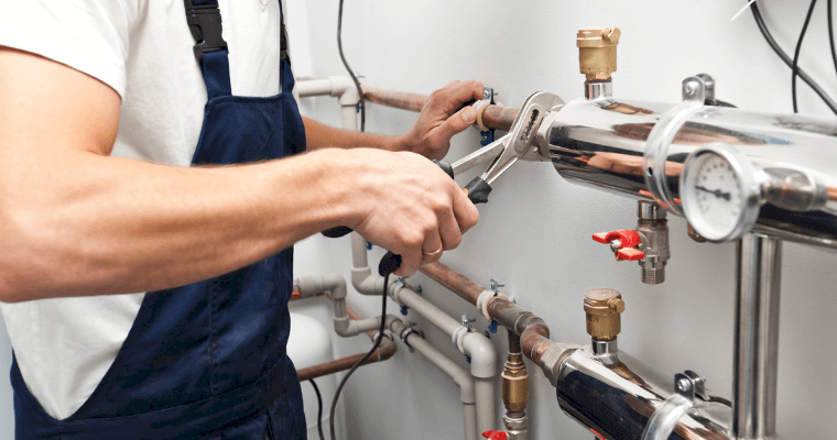 Rénovation de tuyauterie de plomberie à Nice avec remplacement des canalisations vétustes