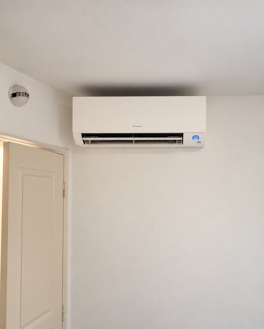 Climatisation murale dans une chambre - Nice