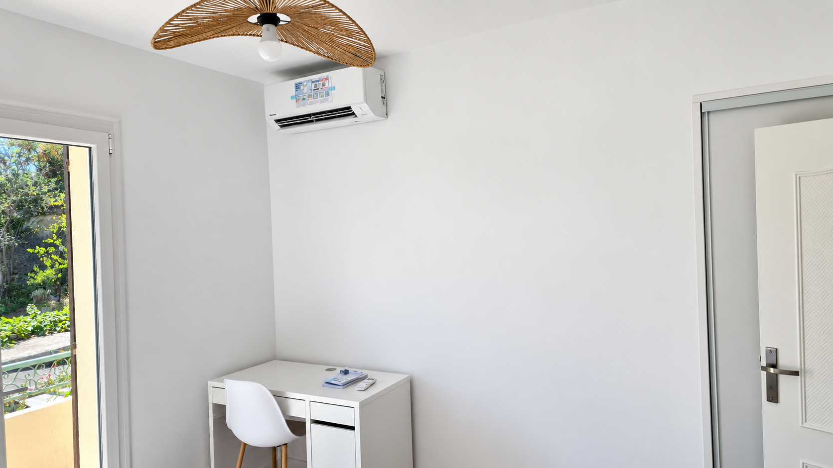 Climatisation dans une chambre-bureau - Saint-Laurent-du-Var